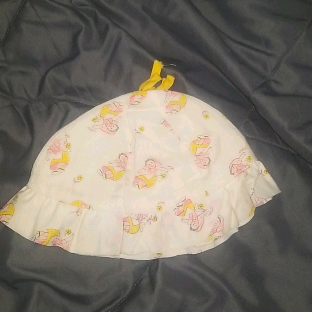 Handmade 1970's Girls Spring/Summer Hat